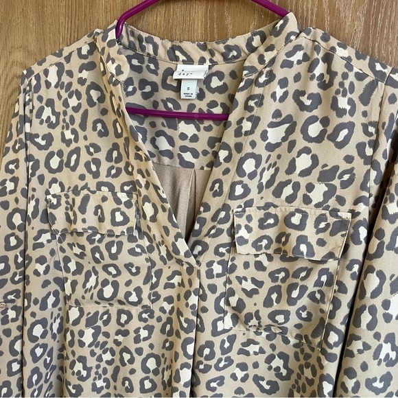 A New Day Cheetah Button Down Long Sleeve Blouse Small - Picture 3 of 6